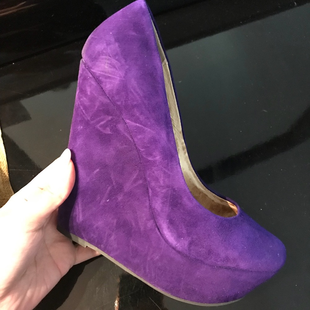 Purple wedges